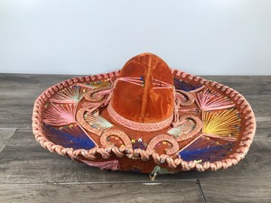 lot 551 image: Vintage Sombrero Hat