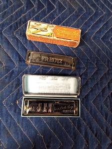 lot 180 image: 2 harmonicas