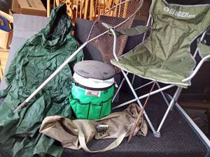 lot 145 image: Fishing gear