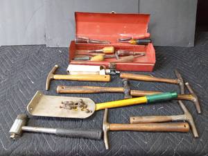 lot 140 image: Tool box of upholstery tools