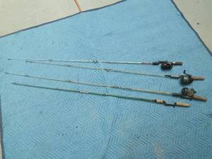 lot 62 image: 4 Vintage fishing rods and 3 fishing reels