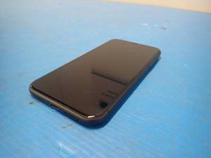 lot 36 image: Apple&nbspIphone 11 A2111  64GB of storage  Cellular Carrier Unlocked  Includes Charging Cable &nbsplight scratches on screen 