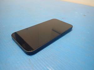 lot 38 image: Apple&nbspiPhone 13 A2482  128GB of storage  Cellular Carrier Unlocked  Includes Charging Cable 