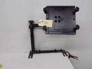 Ram Vehicle Lap - Top Mount adjustable
