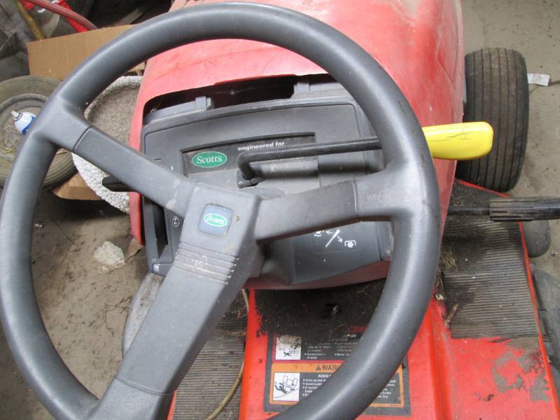 Scotts 17hp Intek OHV 42 deck gas powered Riding Lawnmower. 5-forward gears plus reverse. Will need nCew carburetor