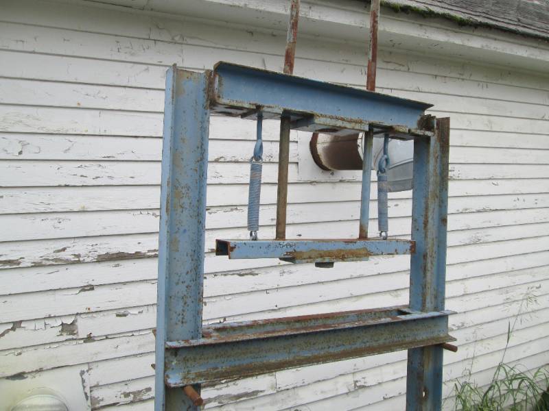 Heavy duty metal 6ft Press...