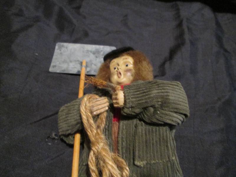 Authentic Byers Choice LTD boy with shovel Caroler Doll