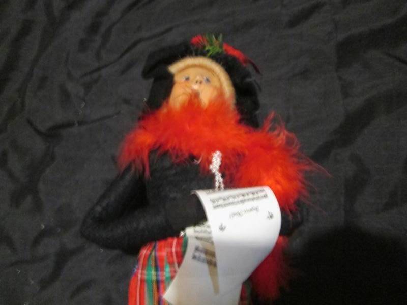 Authentic Byers Choice LTD woman with bird hat and sheet music Caroler Doll