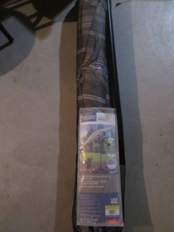 9ft Better Homes and Garden Herringbone Stripe Patio Umbrella