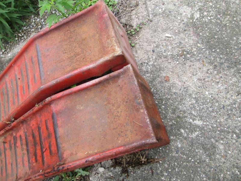 Metal Automotive (car) ramps