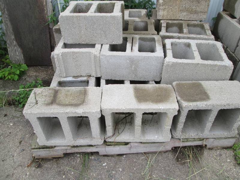 Pallet lot of cement cinder blocks as shown in pictures. (Seller may have additional blocks available. If interested, buyer should inquire at load-out)