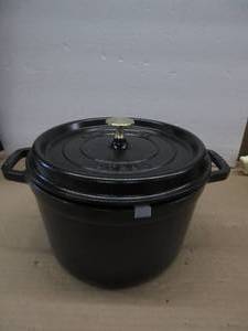lot 262 image: Staub Cast Iron Dutch Oven 5-qt Tall Cocotte, Made in France, Serves 5-6, Matte Black NEW