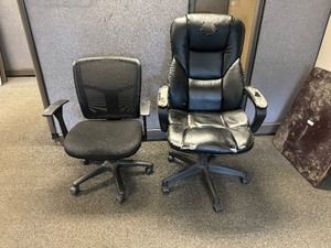 lot 17 image: Leather Like Office Chair and Mesh Back Chair