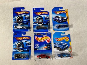 lot 132 image: Hotwheels  - New in Package (Qty 6)