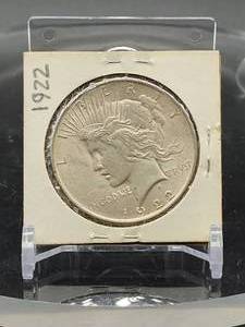 lot 72 image: 1922 U.S. Mint Silver Peace Dollar