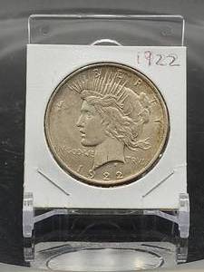 lot 49 image: 1922 U.S. Mint Silver Peace Dollar