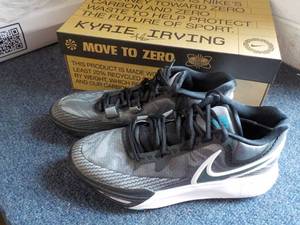Kyrie Irving Nike Shoes size Mens 9.5