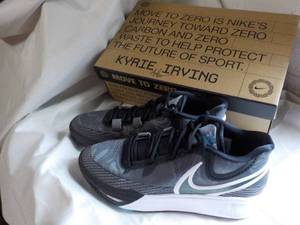 Kyrie Irving Nike Shoes size Mens 11.5
