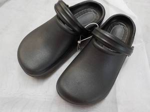 13 Pair Clogs size 344...