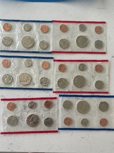1986, 1988, and 1995 P&D Uncirculated Mint Sets