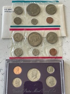 1978 P&D Uncirculated Mint Set and 1992-S Proof Set