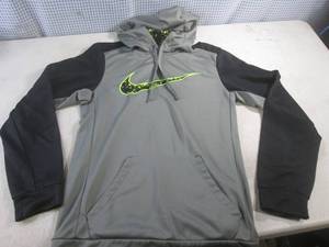 lot 54 image: (CSB) Nike Pull-Over Hoodie Size S...