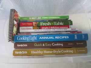 lot 82 image: (A-1) Assorted Cook Books in Rubbermaid Tote with Lid