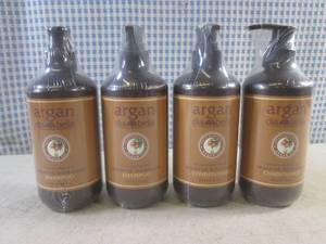 lot 101 image: (BSB) 2 Shampoo 2 Conditioner Argan Dia Bella 10.1oz Pump Bottles