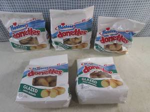 lot 111 image: (B-1) 5 Bags Hostess Donettes Glazed Mini Donuts Best by July 2024