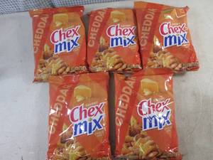 lot 130 image: (B-2) 5 Bags Cheddar Chex Mix Snack Mix 8.75oz Bags Best by March 2025