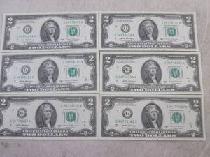 lot 195 image: (CNTR) 6 Uncirculated 2017A $2.00 Bills - All These Do Not Have Consecutive Serial Numbers