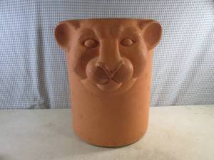 lot 210 image: (EC1) Big Cat Terra Cotta Plant Stand  Stool with Handles - Heavy - 17 14 High
