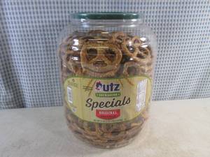 lot 212 image: (B-4) Large Container of Sourdough Original Pretzels 52oz (3 lb 4 oz) Best by May 2024