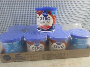 lot 222 image: (C-2) 8 Pillsbury Zero Sugar Creamy Supreme Chocolate Fudge Frosting 15oz Best by Feb 2024