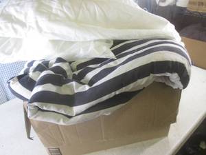 lot 313 image: (EW5) Box with Comforter, Padded Fitted and Other BeddingBlankets