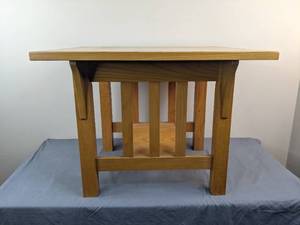 lot 46 image: Mission-Style End Table