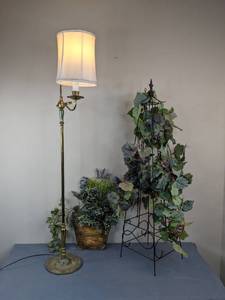 lot 14 image: Antique Lamp, Greenage Wall Decor and Stand with Grapevine and Greenage