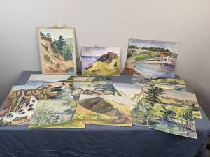 lot 15 image: An Assortment of Uniquely Sized Watercolor Paintings