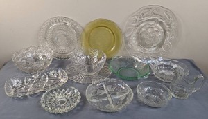 lot 58 image: Collection of Glass and Crystal Dishes