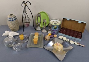 lot 62 image: Variety of Home Decor, Party Lite Candles and More