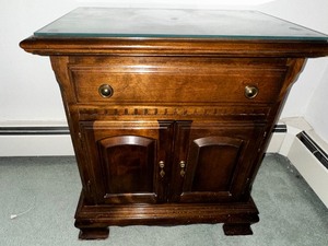 lot 29 image: Ethan Allen Solid Wood Vintage Nightstand Measuring 24 12 X 16 X 26 With A Glass Top