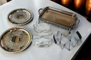 lot 114 image: Silver Plated Serving Dish Stand, Two Silver Plated Platters and Expandable Trivet