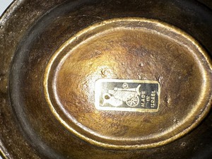 lot 191A image: Stunning MCM Zodiac Symbols Dayagi Bronze Zodiac Ashtray and Bronze Seashell Made in Isreal