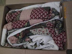 lot 38 image: fullqueen star quilt...