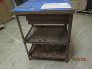lot 48 image: work bench with drawer...