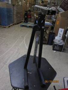 lot 67 image: roller support stand adjustable...