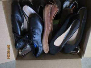 lot 74 image: box of womens shoes...