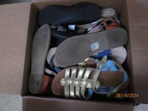 lot 85 image: box of womens shoes...