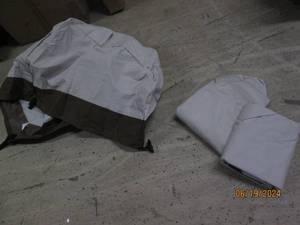 lot 115 image: 3 out door furniture covers...