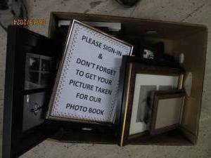 lot 120 image: box of picture frames and decor...